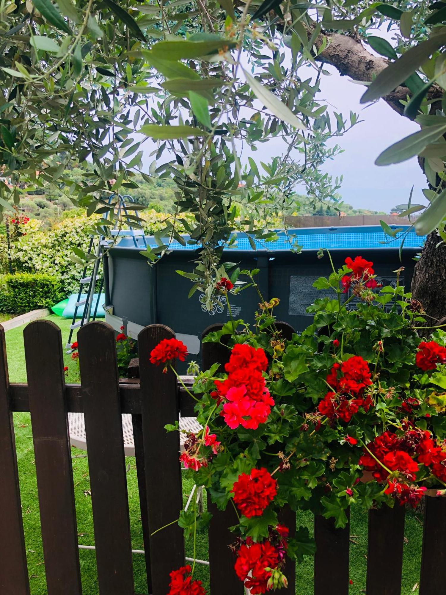 Le Jardin Sur Mer Avec Bike Et Mtb Tour Hotel Imperia Eksteriør billede